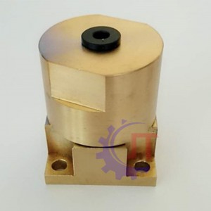 Charmilles 135000573 Valve Charmilles Cắt máy L=32mm W=32mm H=38mm OD=32mm